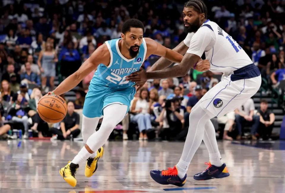 班巴一直都, div