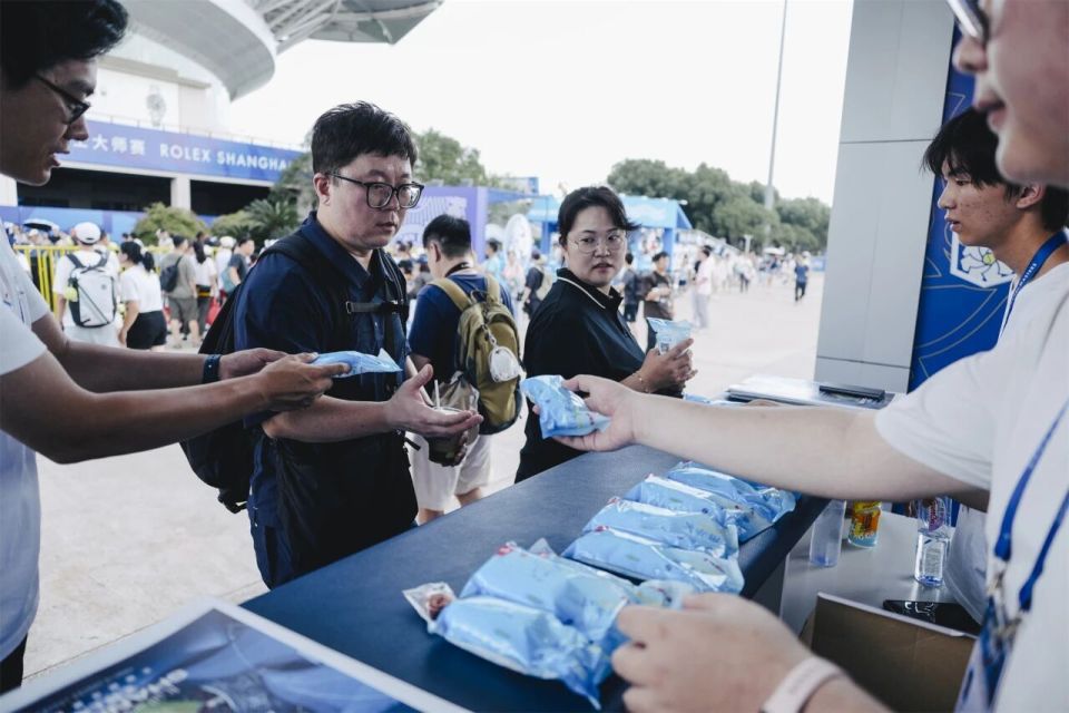 与旗忠网球, YiGW